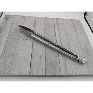 Metal Tongs 8 1/2" Scalloped Edges Locking Salad BBQ